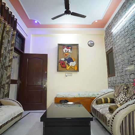 Om Trance Homestay Τζαϊπούρ Εξωτερικό φωτογραφία