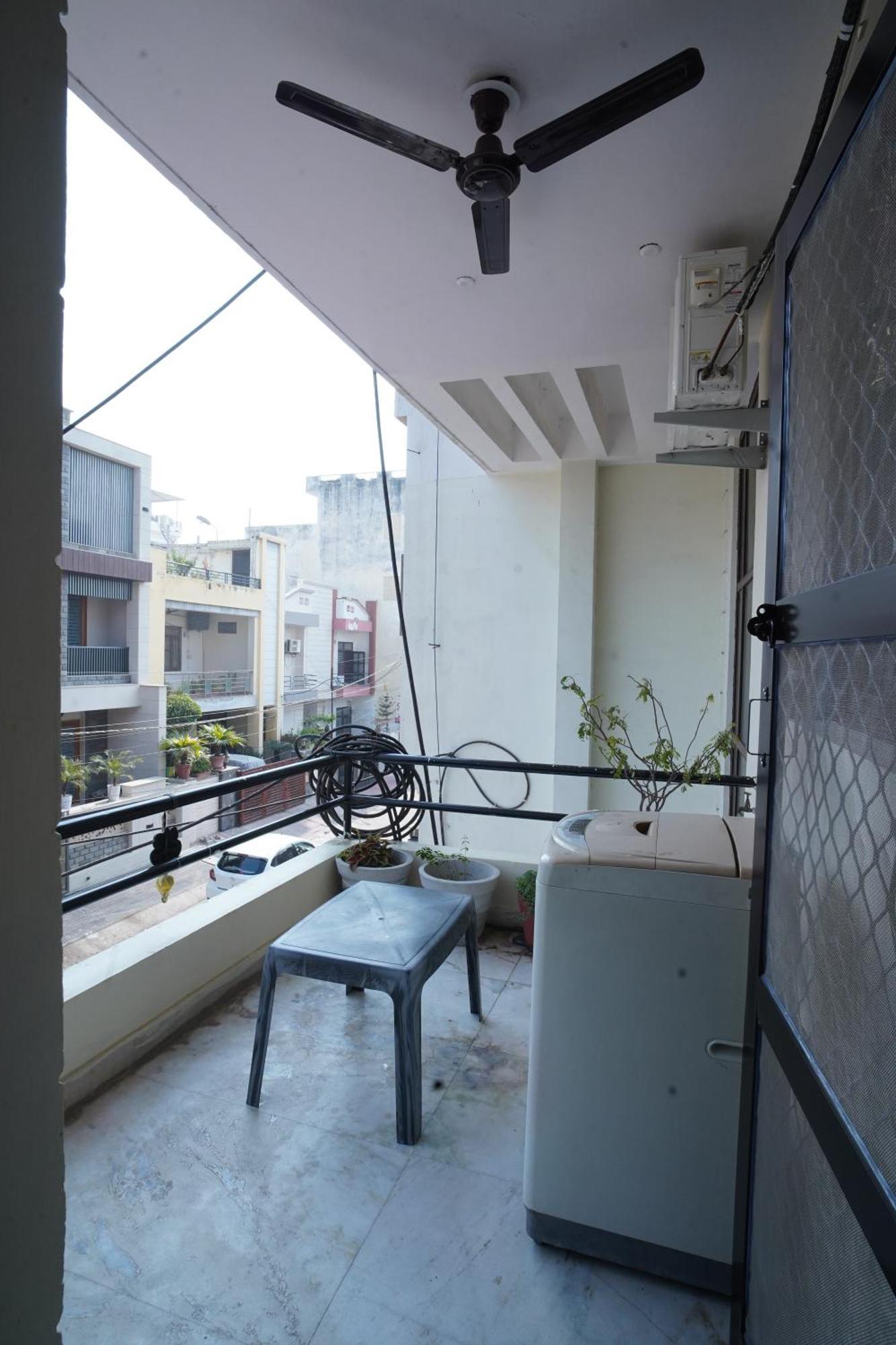Om Trance Homestay Τζαϊπούρ Εξωτερικό φωτογραφία